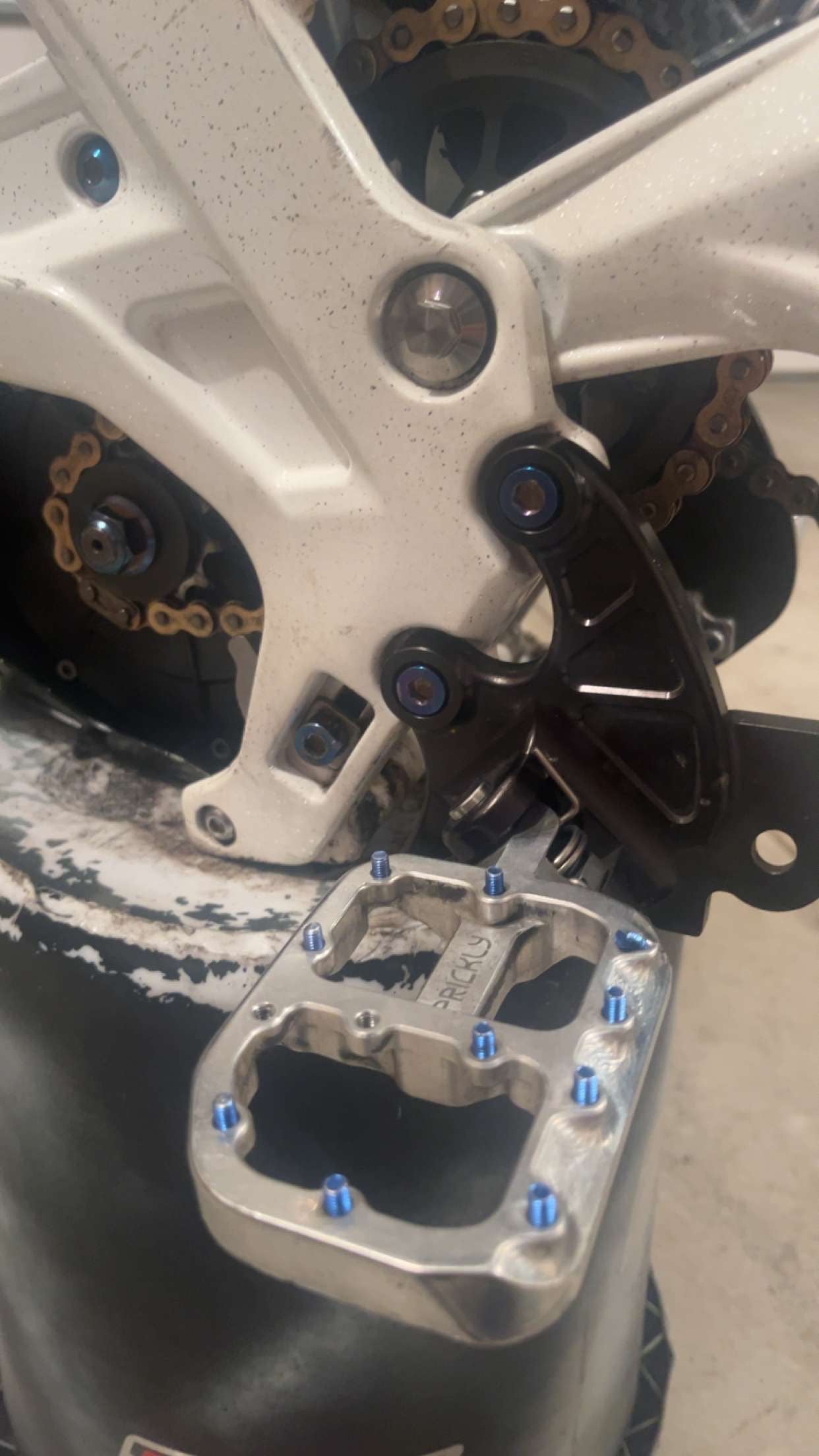 Titanium peg bracket bolts (set of 4) all emoto