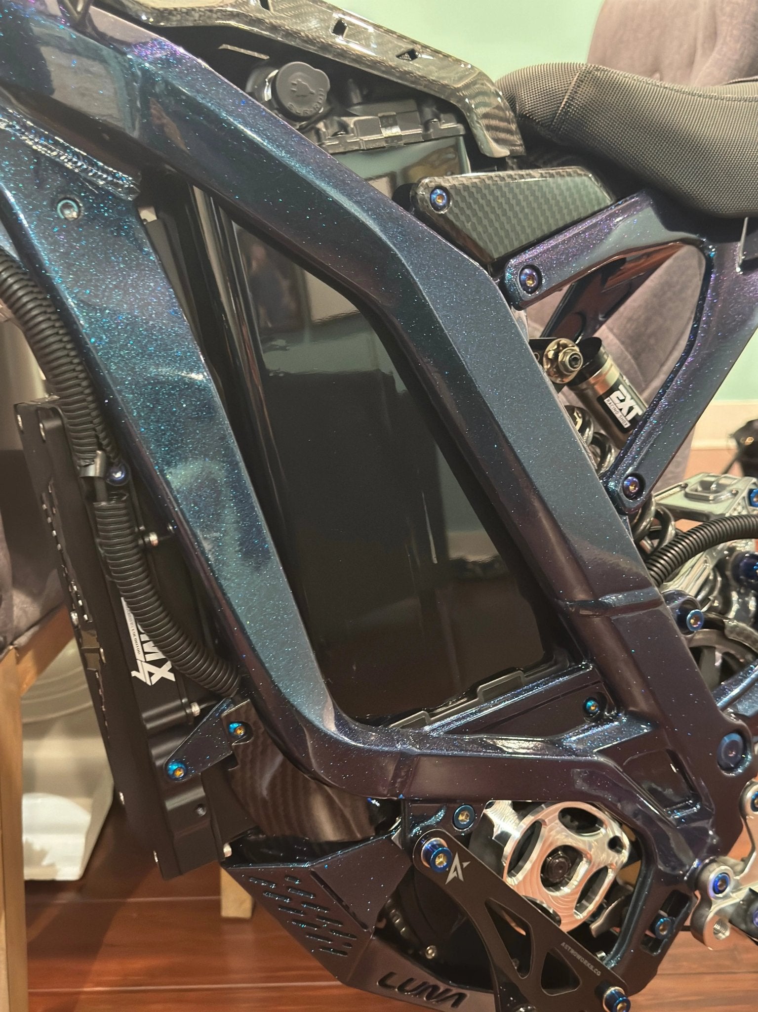 E-Bike "invisible" Vantablack Battery Wrap